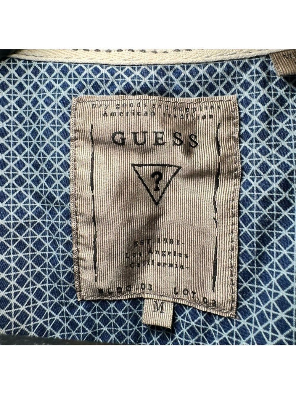 Guess Short Sleeve Shirt SZ M - Picture 7 of 8